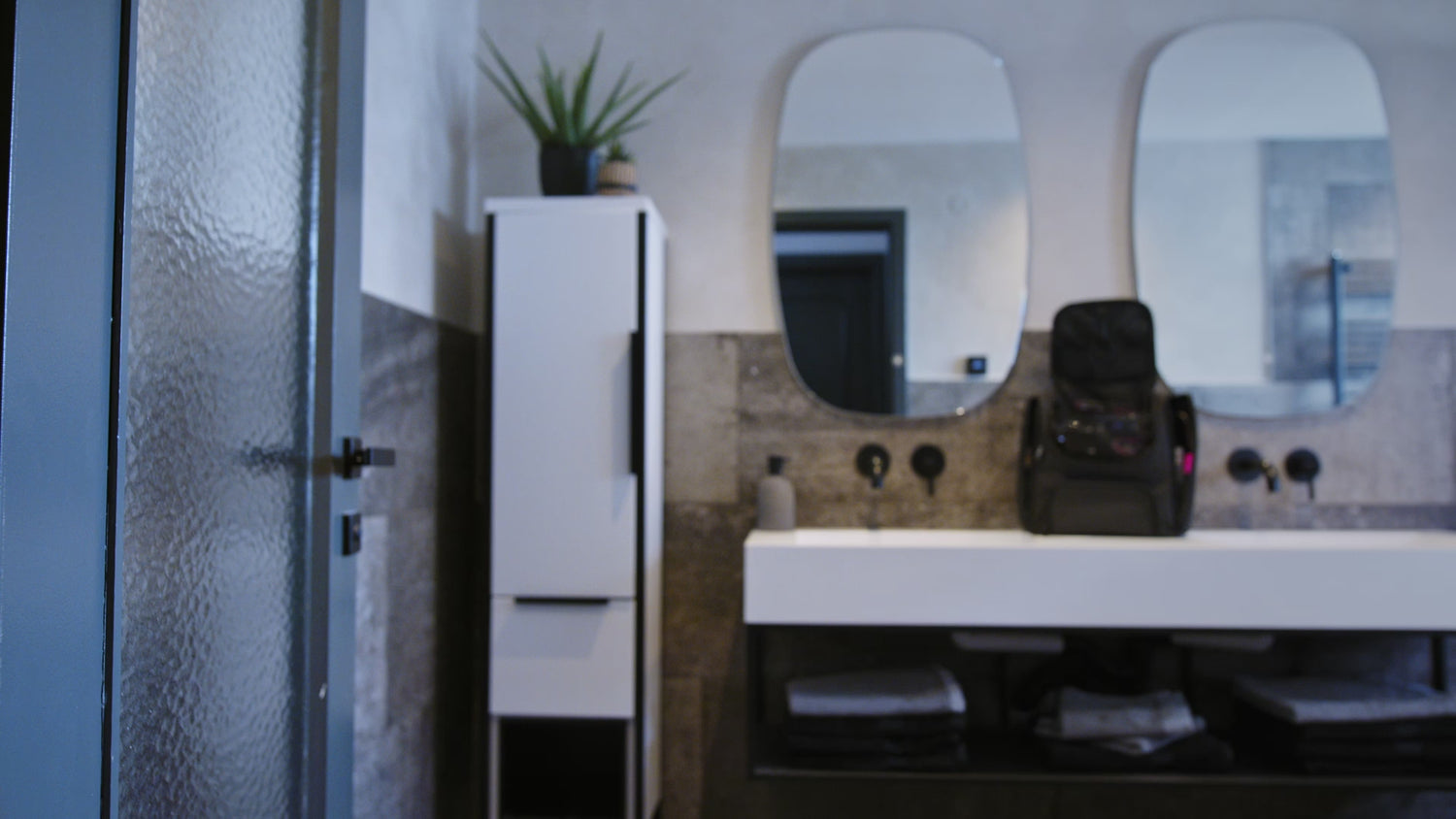 Kulturbeutel XXL schwarz